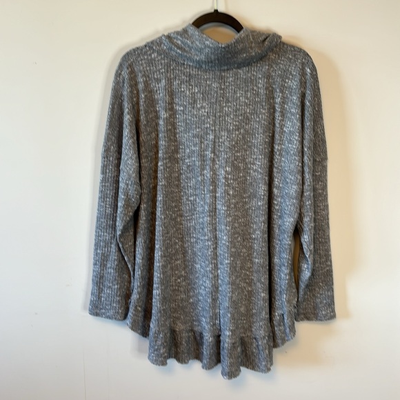 Terra & Sky cowl neck, gray long sleeve sweater size 2X (20W-22W) - Picture 2 of 6